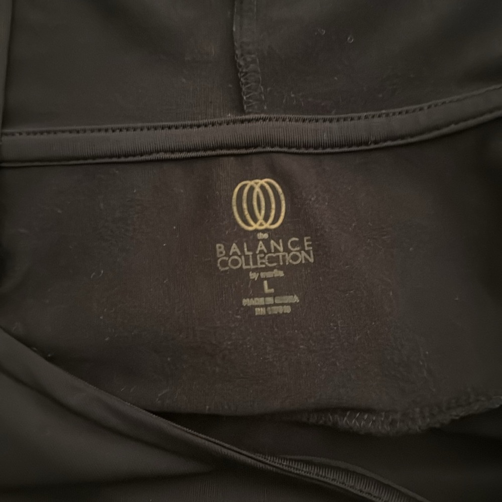 Black hooded top. Excellent condition. - Picture 4 of 6
